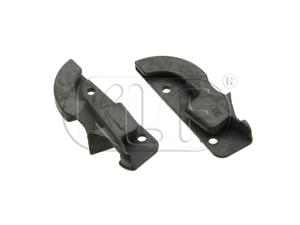 Rubber Wedges for Quarter Window, front, pair, year 8/72 on Rubber Wedges for Quarter Window, front, pair, year 8/72 on